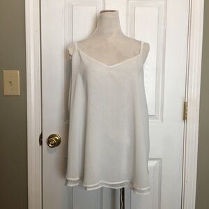 Torrid top sz 1. Adjustable straps, double layered, light weight.